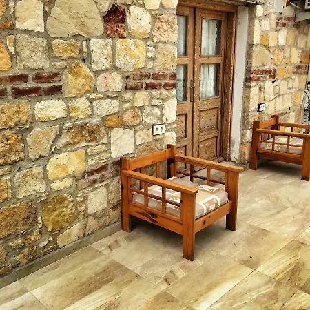 Stone&wood House
